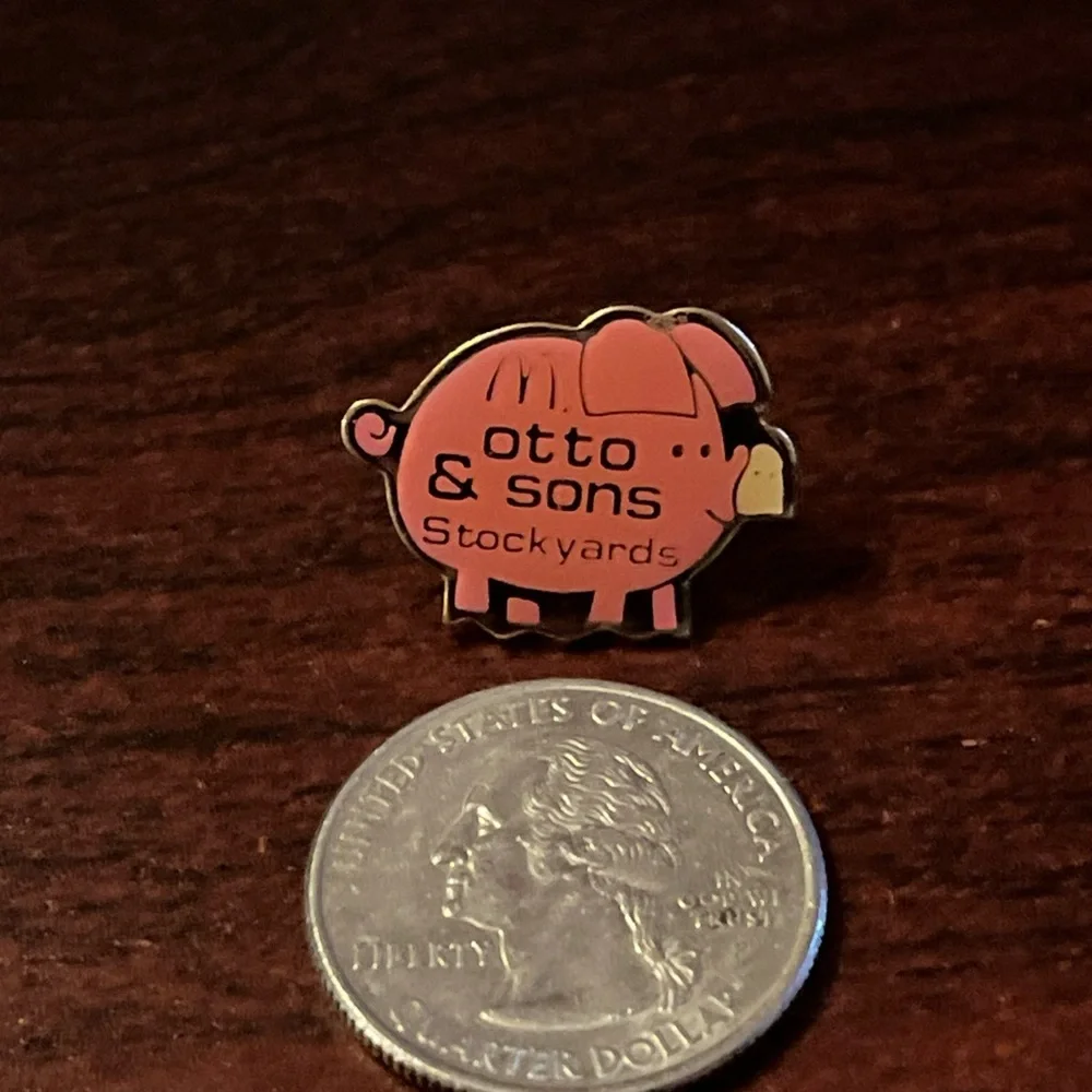 Vintage McDonald's Otto & Sons Stockyards Pig Employee Lapel Hat Pin‎